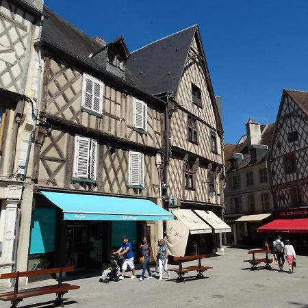 Appartement Coquet Centre Ville Filigrando Bourges Exteriör bild