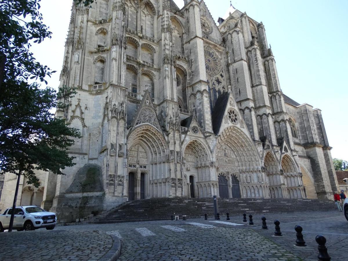 Appartement Coquet Centre Ville Filigrando Bourges Exteriör bild