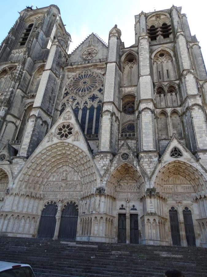 Appartement Coquet Centre Ville Filigrando Bourges Exteriör bild